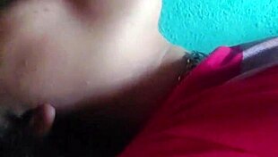 uff essa polla enorme na garganta 😩 não cabe direito no oral caseiro com amiga latina 🔥💦