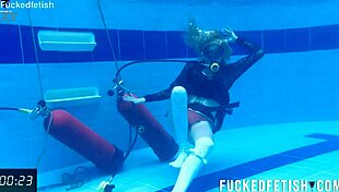 Ashlee rose in wet dress dives into horny underwater tease