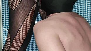 dominant femdom drowns sub in hot pee forces swallow and licks clean