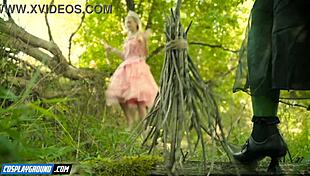 kenna james fingers ana foxxx's pussy then fucks her hard in cosplay parody