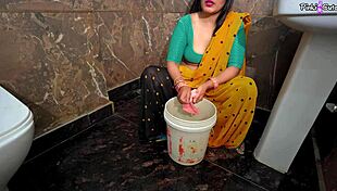 Desi mami begs bhanja's huge loda for hard bathroom slut fuck creampie