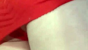 i'm strippin my chubby ass n big tits teasin ya bad...
