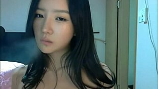 korean babe park nima strips sexy lingerie in hd webcam