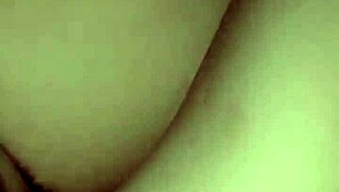 indonesian couple fights then hubby chats neighbor's wife for sneaky ngewe web chat