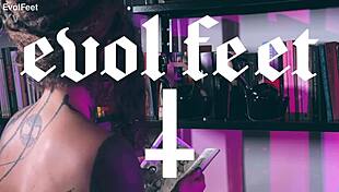 She's a feet pervert craving licks and worship right now?