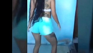 Kakau Oliveira's Hot Twerk Dance Shakes Brazilian Booty In HD