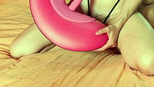Insane Squirting Lara Manara Rides Fuck Machine! G-Spot Clit Orgasm Explosion