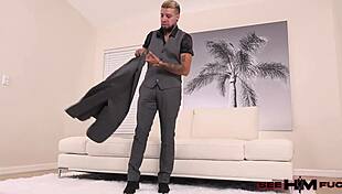 jade green worships eden v's feet and pits