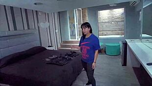 mi hermanastra en bdsm gime mientras la cojo por el culo creampie