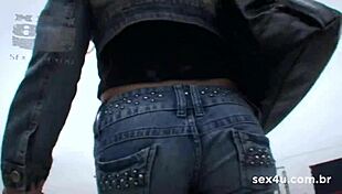 giving cash on porto alegre streets for studio sex with hot girl