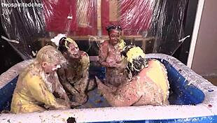 Whoa, four curvy babes dive into messy pussy licking party frenzy!