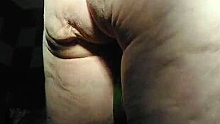 Granny fucks hairy pussy with cucumber