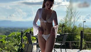 colombian babe's curves get wild ride in steamy jacuzzi action