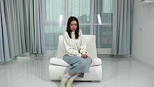 beautiful virgin 18yo alesia cage faces her first real porn casting