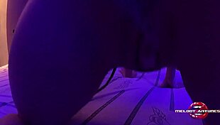 LOIRINHA MELODY ANTUNES drags friend to motel for SHOW rola and creampie mess