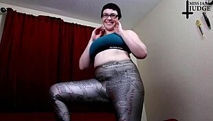 chubby ass squeezes into tight leggings and thong