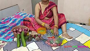 desi bhabhi forced by customer while selling vegetables close up