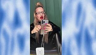 hey sissy, watch me turn you bimbo while your wife catches you stroking 😈💄