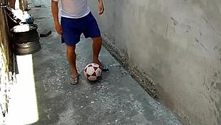 Stepson Spies On Hot Stepmother Ends Up In Screaming Fuck Session