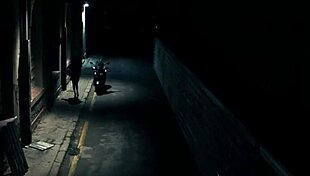 WOW, GETTING FUCKED HARD IN THE NIGHT STREET WITH FISTING, SQUIRTING AND PUBLIC ASS POUNDING!