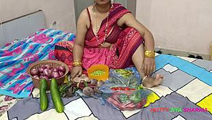 desi bhabhi forced by customer while selling vegetables close up