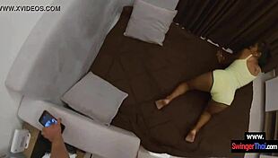 i workout hard in thai hotel room before amateur pounding session