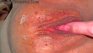 amateur japanese wife's pink shaved pussy 356 days post-virginity