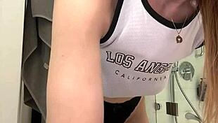 Hotel Room's Extreme Pussy Fingering Secrets Revealed