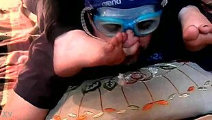 Robert's Stinky Feet Tease Has Me Begging for More Italfetish!