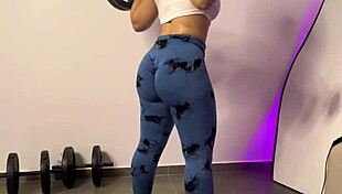 Her big latina ass shakes in tight thong workout