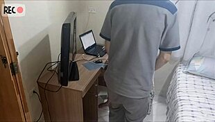 safada housewife gets depraved maintenance man cum fetish on ass