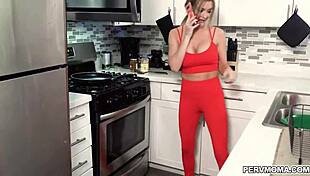 linzee ryder slides milf pussy back on ike's dick for doggy bliss