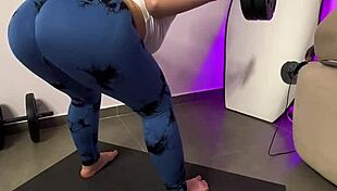 Her big latina ass shakes in tight thong workout