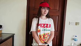 hey pizza delivery girl wanna get fucked deep for a huge tip creampie?