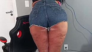 Sexy Shorts Reveal Tan Lines on Beautiful Tanned Legs