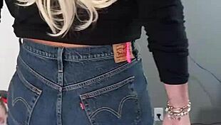 Sexy Shorts Reveal Tan Lines on Beautiful Tanned Legs