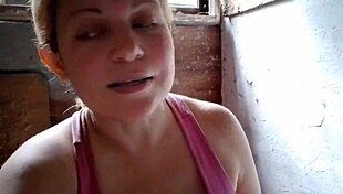 WOW! MEL'S HOT WEBCAM VIDEO CALL PAYS FOR GOLDEN PLEASURE!
