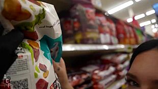 smiths employee meet rich daddy vegas quit job? now ride his monster cock outdoor rough.