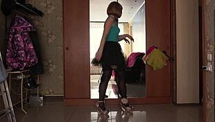 omg look at this milf pawg ass in short skirts by the mirror 🍑👗
