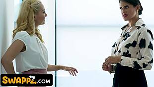 My Stepmom Aaliyah Love and Therapist Penny Barber Fix Me with Fucks