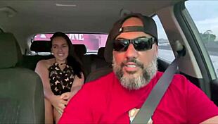 quer saber como dei minha buceta rosinha pro uber driver no motel deepthroat e tudo?