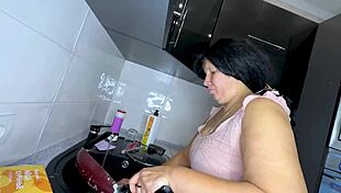 stepmom scrubbing pots? stepson rams cock in mouth then anal 🍆🍑