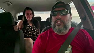 quer saber como dei minha buceta rosinha pro uber driver no motel deepthroat e tudo?