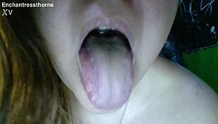 My teaser tongue play got you hooked already haven't I? 😜👅