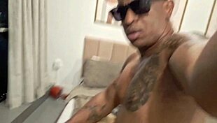SUZIE SLUT MILF CARLOTA SNAKE FISTED ANAL BY HUGE COCK