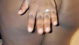 Watch big booty Diamond shake juicy ass hard!