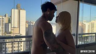 esposa loirinha branquinha safada teasing small waist in camisolinha on new apartment balcony - vivian lola
