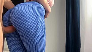stepbrother grinds his big cock on my leggings ass before gym