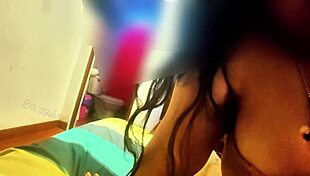 Joven Gordibuena Chupa Polla Y Pide Grabar Sexo En Dormitorio Con Roommate Latina