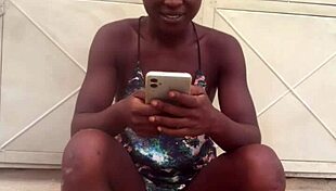 crazy ebony bitch twerks wild ass to afro beats nonstop 🔥🍑